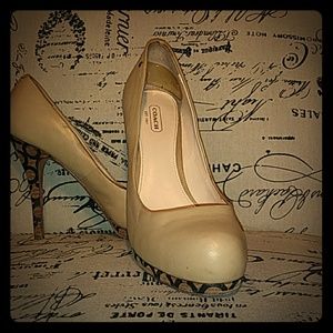 Old School Vintage Coach Heels